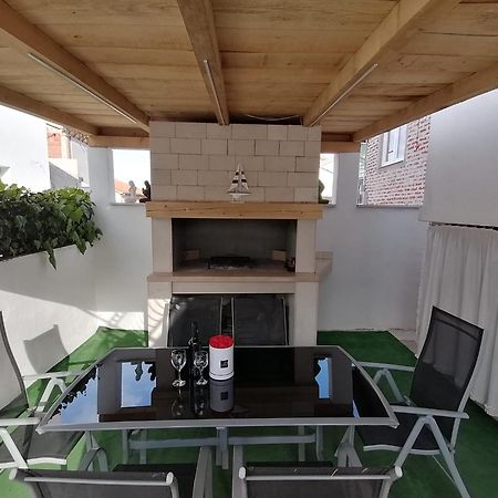 Apartments Paola Trogir Luaran gambar