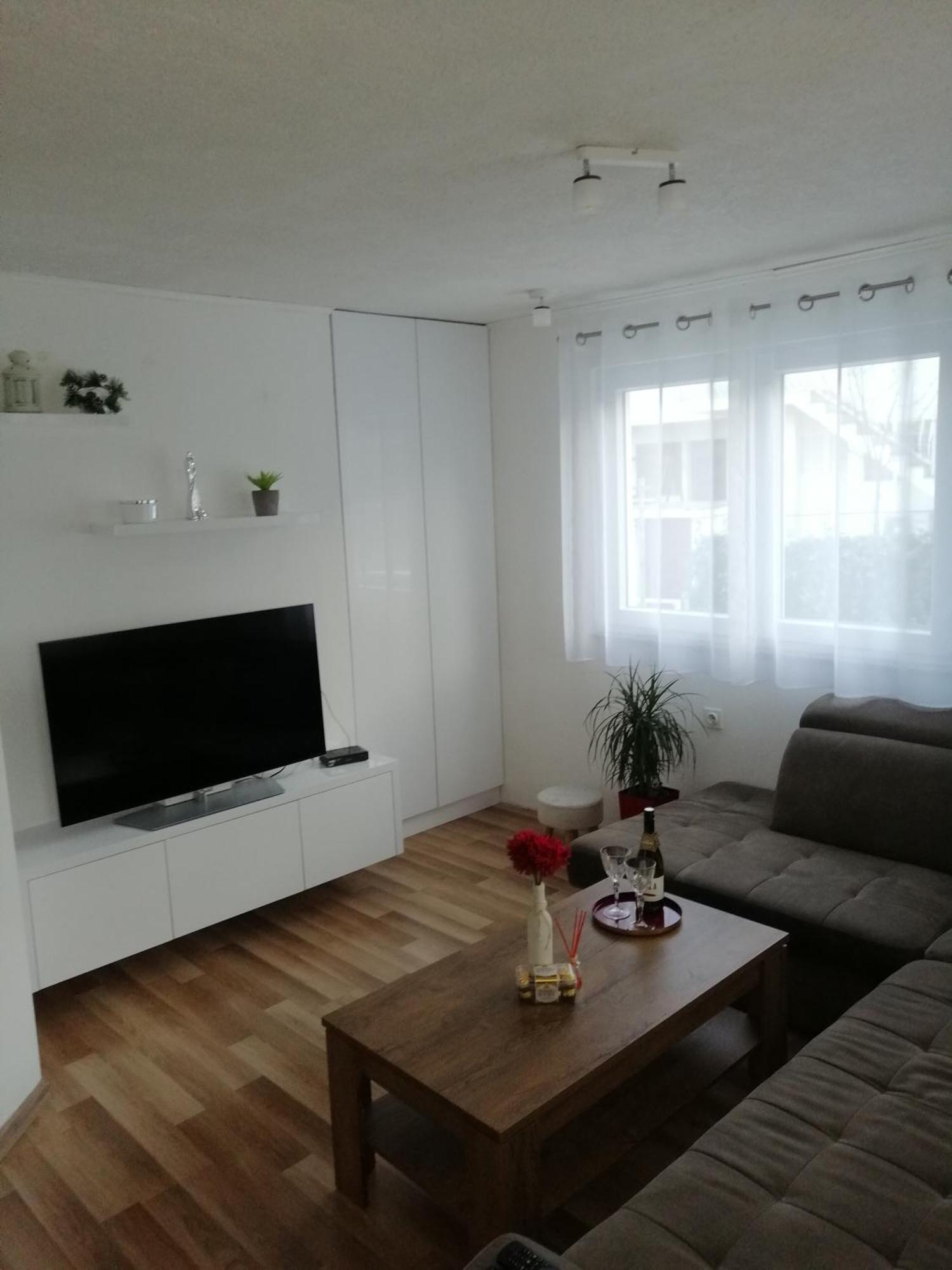 Apartments Paola Trogir Bilik gambar