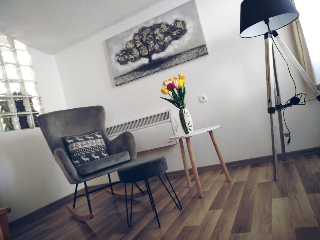 Apartments Paola Trogir Bilik gambar